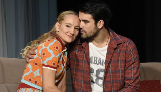 Спектакль «Убегая от тебя»