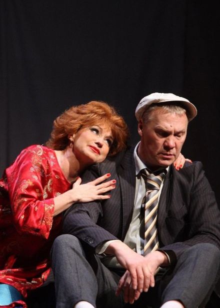 Спектакль «Любовь и голуби», Ковров