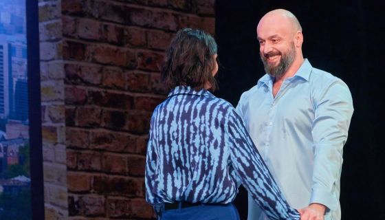 Спектакль «Обними меня», Александров