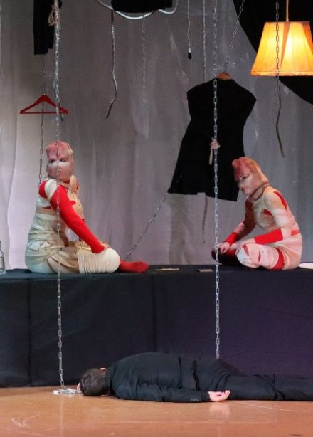 Спектакль "Аз есмь тварь"